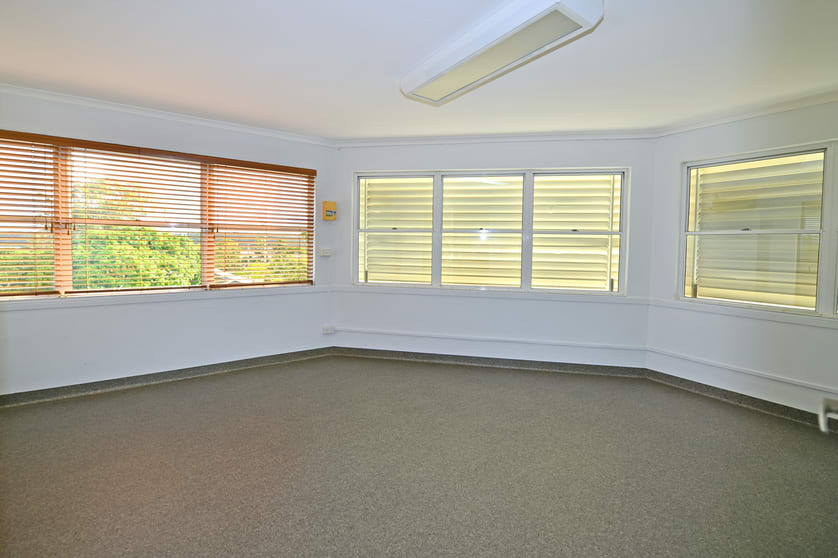 Suite 25/91 Poinciana Avenue Tewantin QLD 4565 - Image 2