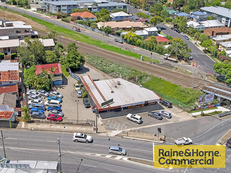 Click to view all images 367 Samford Road Gaythorne QLD 4051 - Image 3