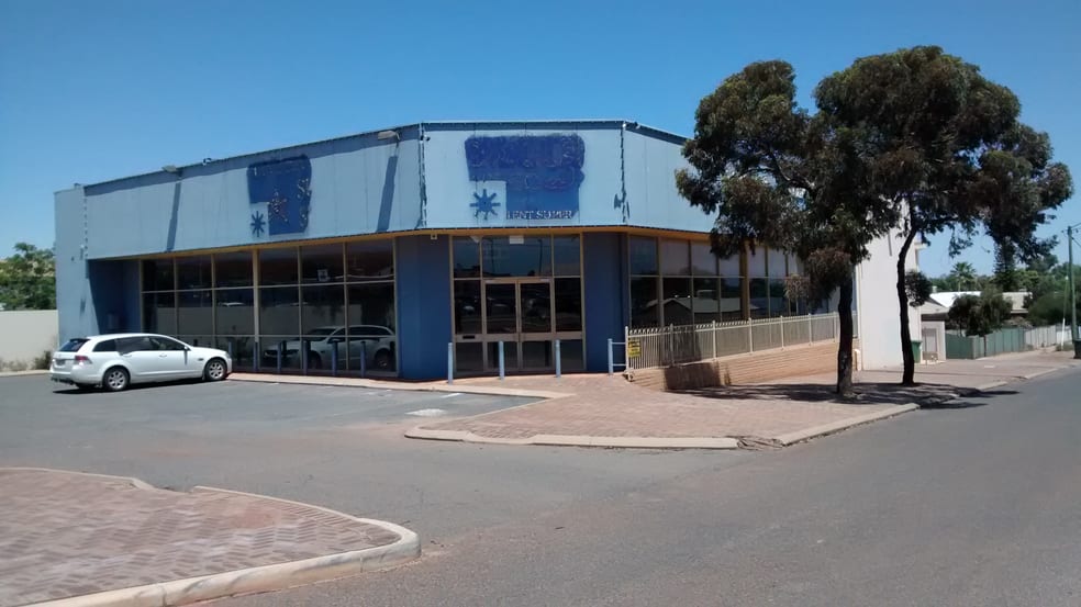 Click to view all images 208 Boulder Road South Kalgoorlie WA 6430 - Image 1