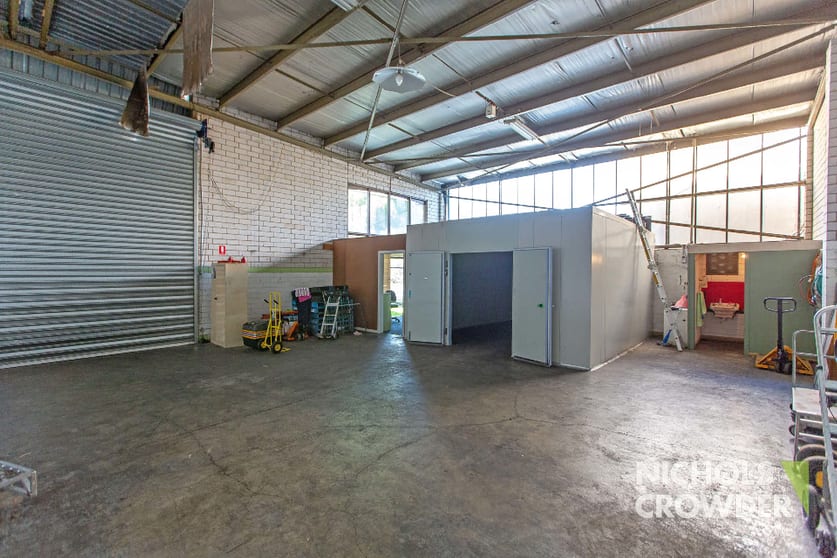 Click to view all images 21A De Havilland Road Mordialloc VIC 3195 - Image 2