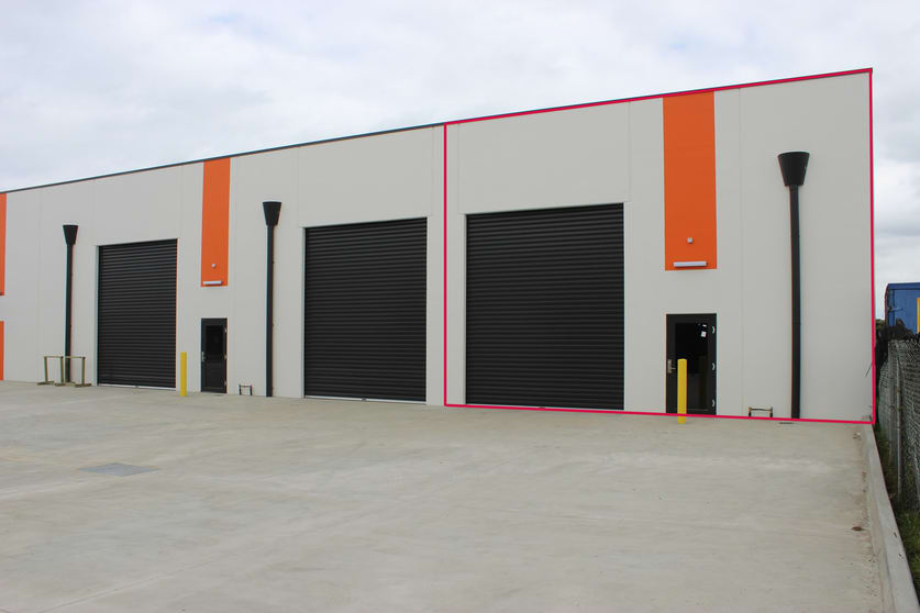 Click to view all images 4/51-55 Douro Street North Geelong VIC 3215 - Image 2