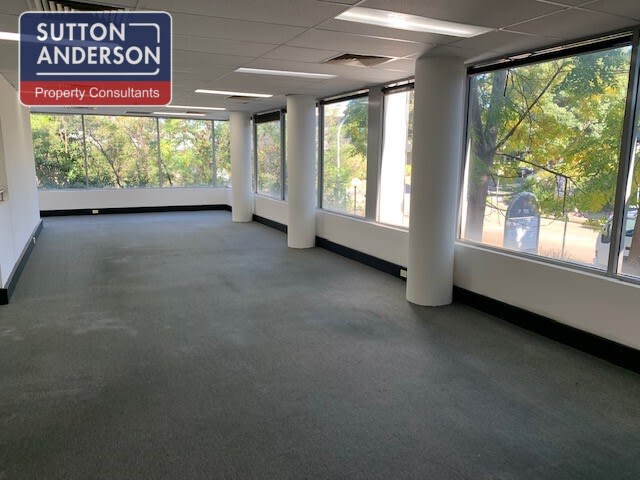 Click to view all images Unit 1/31-33 Chaplin Drive Lane Cove NSW 2066 - Image 3
