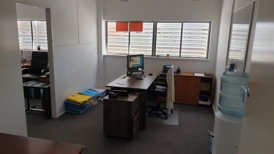 Click to view all images 1/403 Peel Street Tamworth NSW 2340 - Image 3