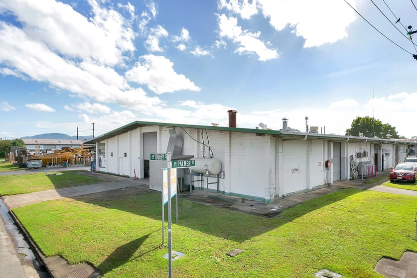Click to view all images 15/2-4 Toohey Street Portsmith QLD 4870 - Image 2