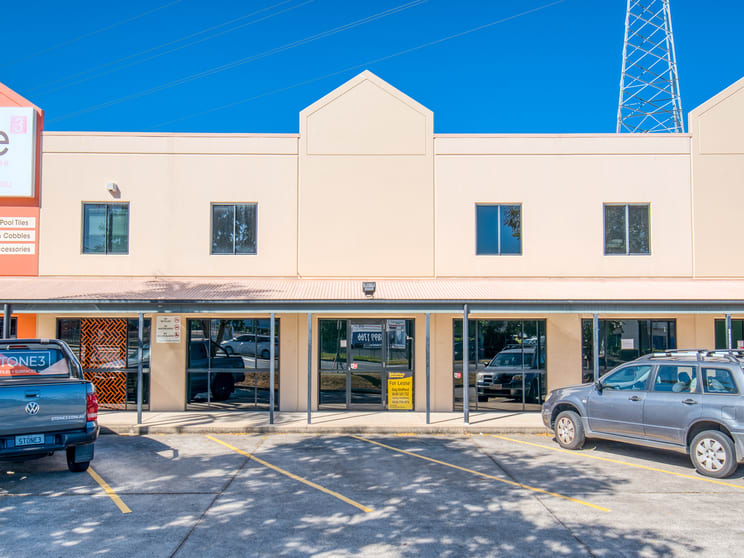 2/229 Junction Road Morningside QLD 4170 - Image 3
