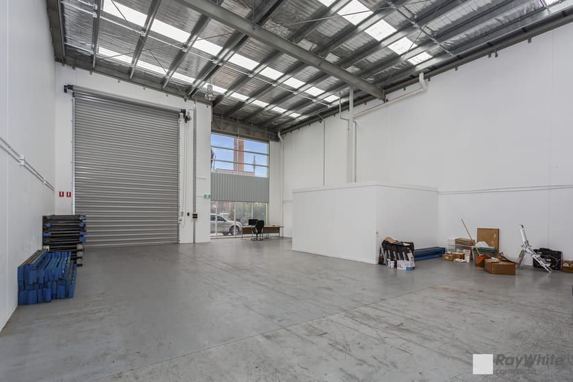 11 Monarch Court Oakleigh VIC 3166 - Image 2