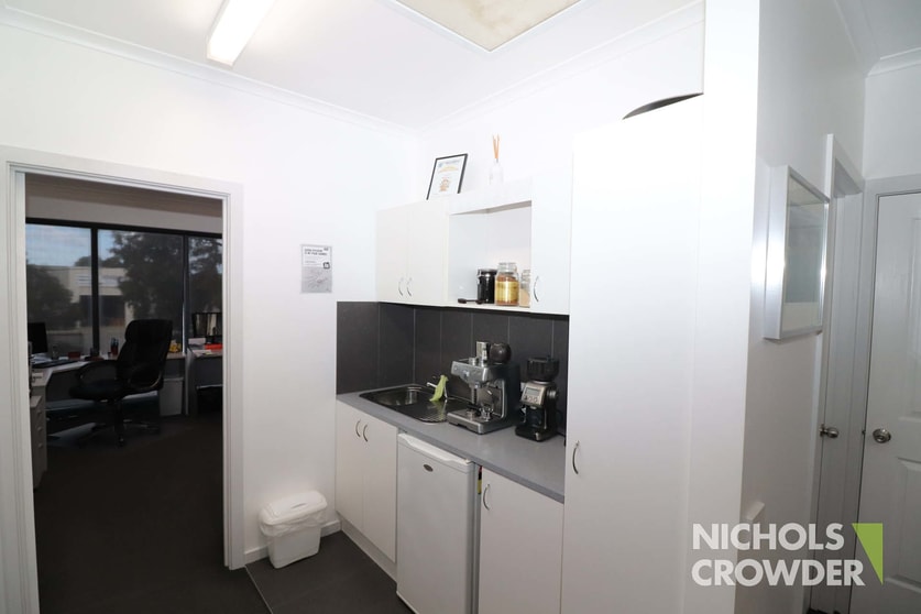 Click to view all images 1/8-12 Lieber Grove Carrum Downs VIC 3201 - Image 3