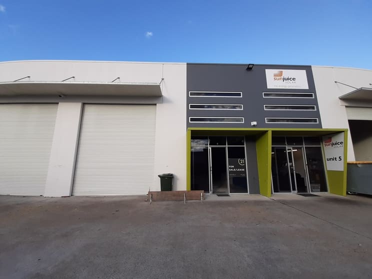 Click to view all images 4/7-9 Islander Road Pialba QLD 4655 - Image 1