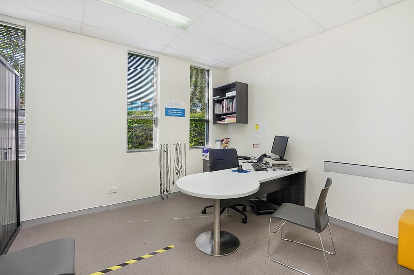 Click to view all images Unit 4/710 Hunter Street Newcastle NSW 2300 - Image 3