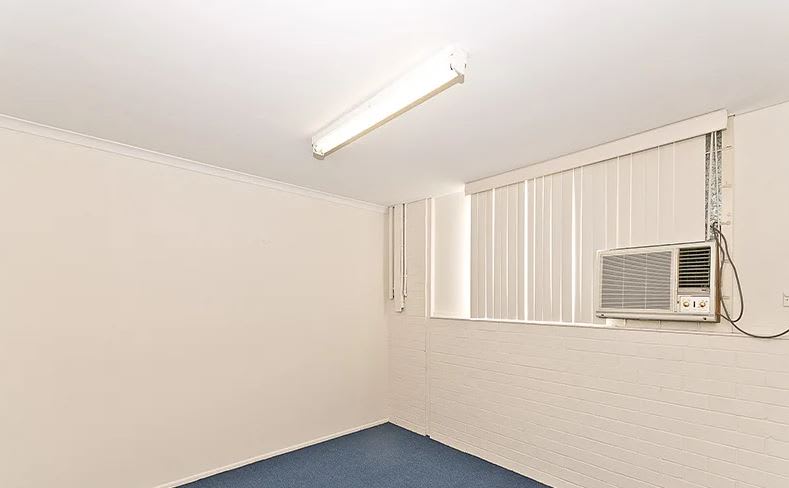 Click to view all images 12 Huntington Street Clontarf QLD 4019 - Image 3