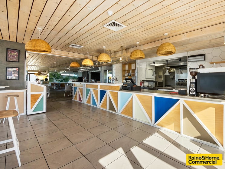 Click to view all images 1 McCulloch Avenue Margate QLD 4019 - Image 3