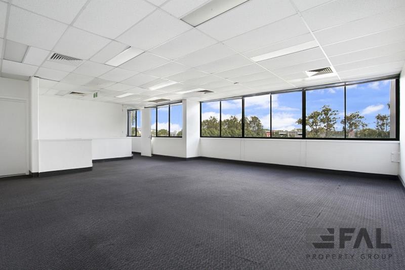 Unit  1/55 Links Avenue Eagle Farm QLD 4009 - Image 2