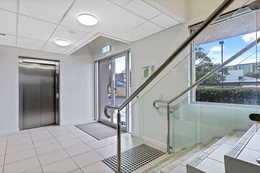 Click to view all images Level 1/113 Point Cartwright Drive Buddina QLD 4575 - Image 2