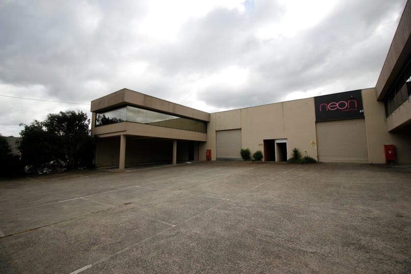 Click to view all images 1/14 Melrich Road Bayswater VIC 3153 - Image 1