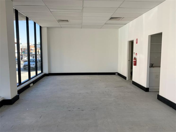 8/90 Vulture Street West End QLD 4101 - Image 2