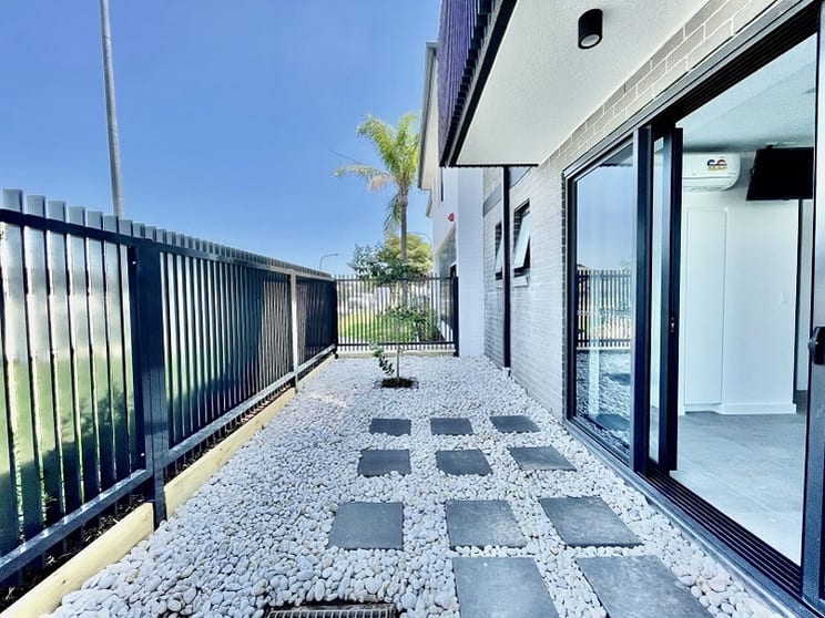 Click to view all images 111 Woodville Rd Granville NSW 2142 - Image 2