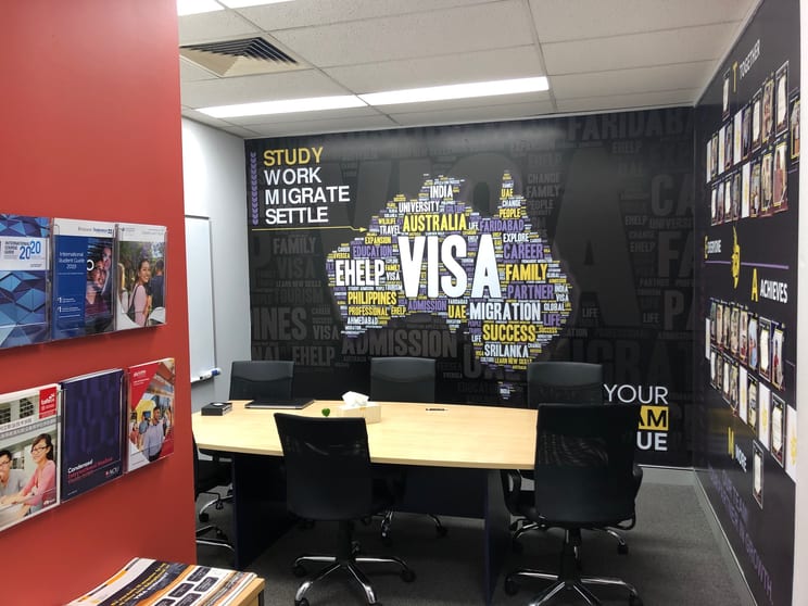 2, Level 1/33 Sanders Street Upper Mount Gravatt QLD 4122 - Image 1