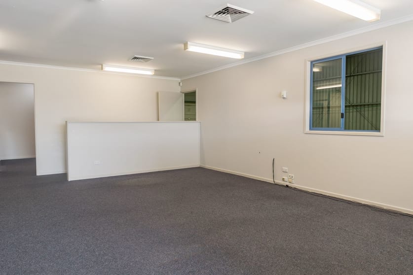 1/72 Munibung Road Cardiff NSW 2285 - Image 2