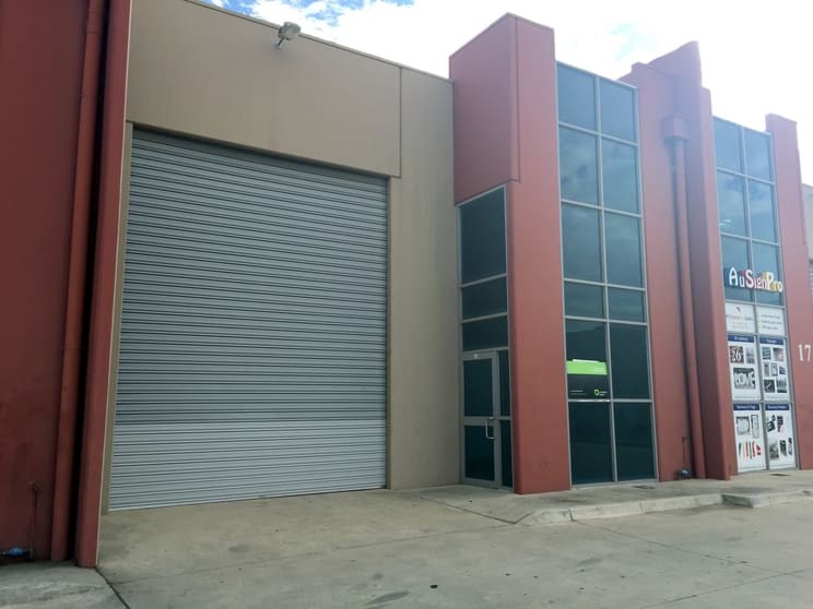 Click to view all images 18/75 Elm Park Drive Hoppers Crossing VIC 3029 - Image 2
