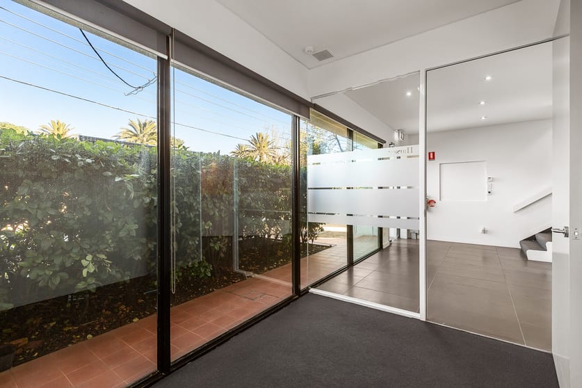 Click to view all images 222 Albert Road South Melbourne VIC 3205 - Image 3