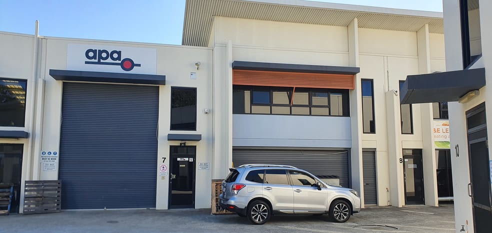 Click to view all images 7/15 John Duncan Court Varsity Lakes QLD 4227 - Image 1
