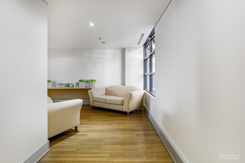 Click to view all images Suite 804/6a Glen Street Milsons Point NSW 2061 - Image 2