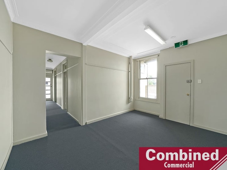 Click to view all images 7/100 Arygle Street Camden NSW 2570 - Image 3