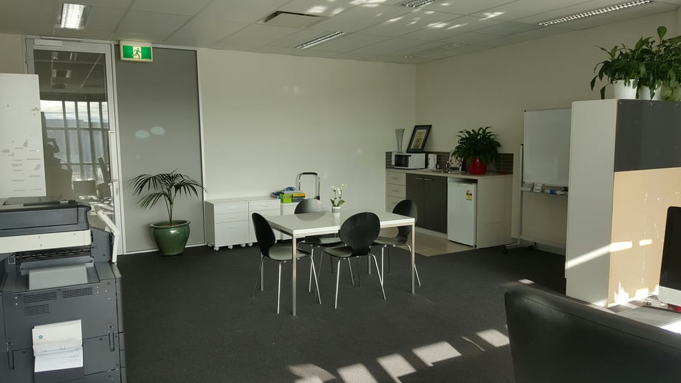 9/574 Plummer Street Port Melbourne VIC 3207 - Image 3