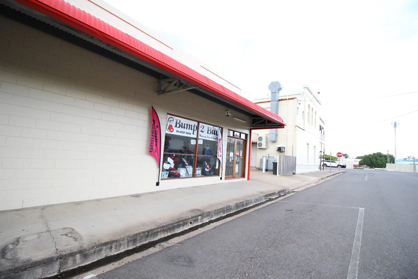 Click to view all images 33 Elizabeth Street Charters Towers City QLD 4820 - Image 1