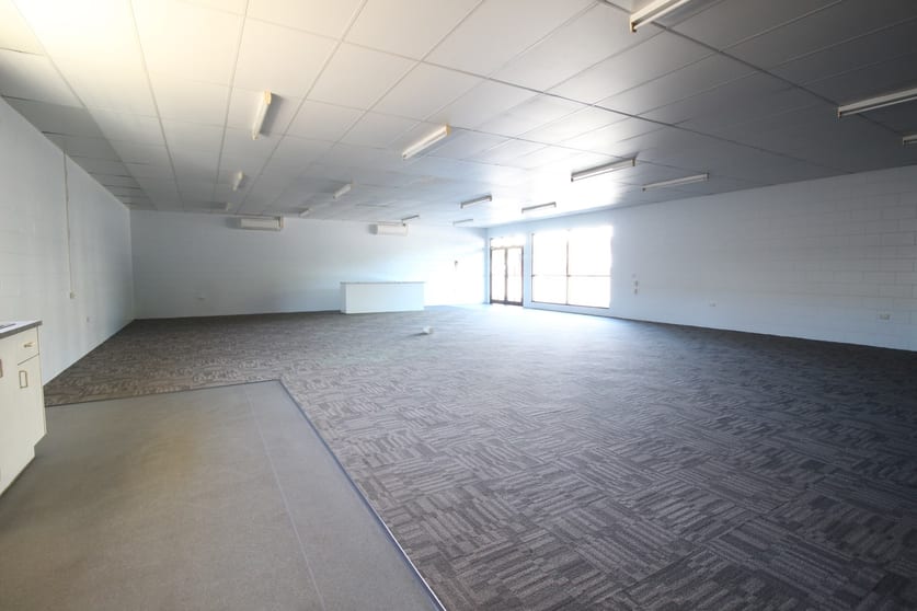 Click to view all images 33 Elizabeth Street Charters Towers City QLD 4820 - Image 3