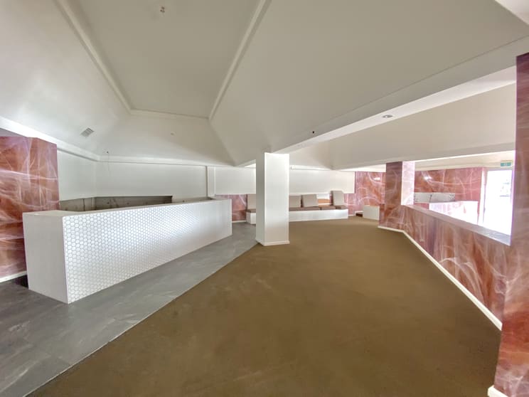 Click to view all images 58 Cavill Avenue Surfers Paradise QLD 4217 - Image 2
