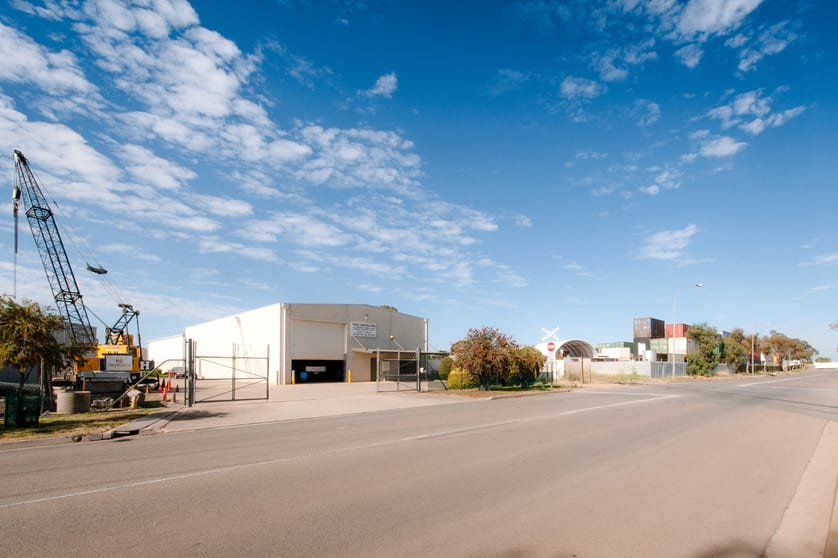 Click to view all images 7 Railway Terrace Wingfield SA 5013 - Image 2