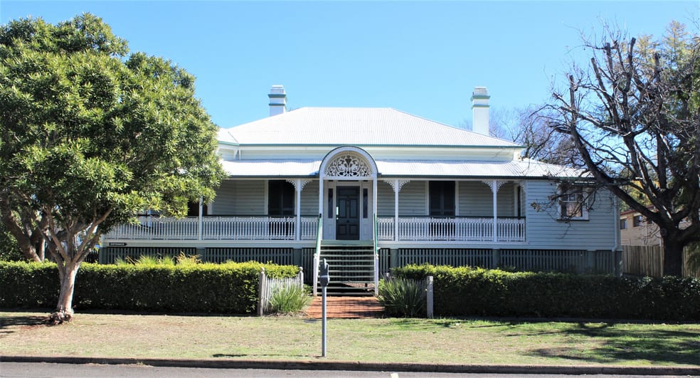 Click to view all images 327A Margaret Street Toowoomba QLD 4350 - Image 1