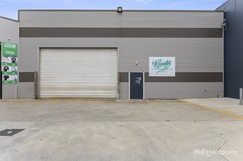 Click to view all images 6/21 Armstrong Street North Geelong VIC 3215 - Image 1