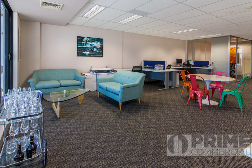 Click to view all images 6a Glen Street Milsons Point NSW 2061 - Image 2