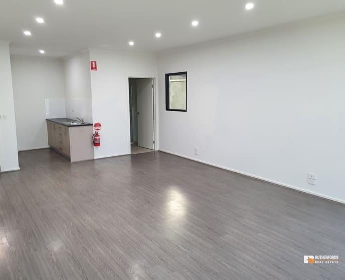 43 Knight Avenue Sunshine North VIC 3020 - Image 3