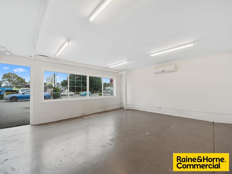 Click to view all images 73 Enoggera Road Newmarket QLD 4051 - Image 3