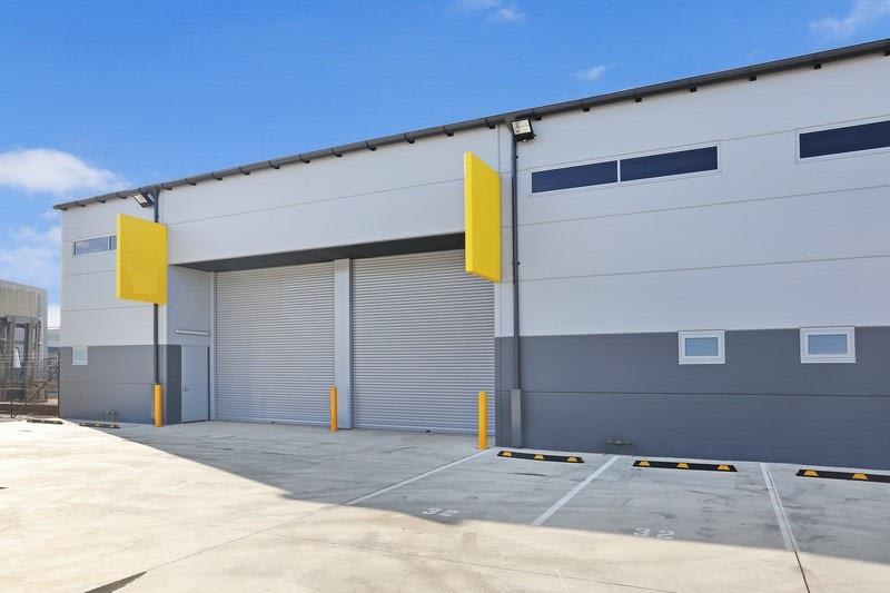 Click to view all images Smithfield NSW 2164 - Image 1