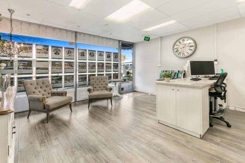 Click to view all images 64 High Street Hastings VIC 3915 - Image 3