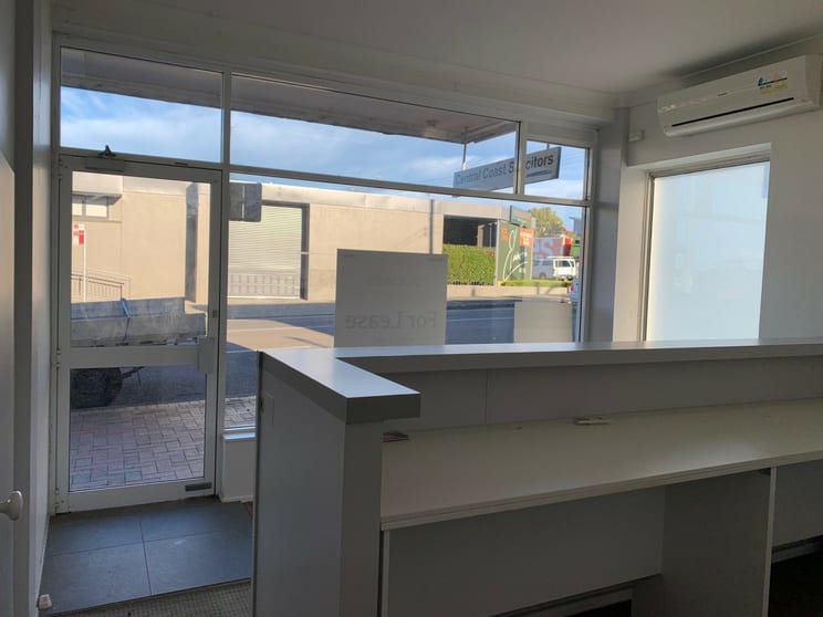 Click to view all images 16 Adelaide Street East Gosford NSW 2250 - Image 2