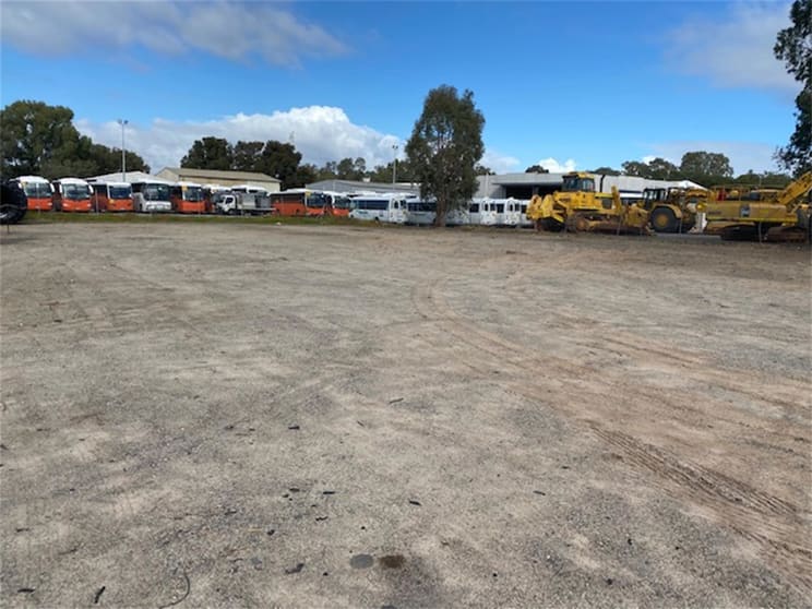 Click to view all images 426 Great Northern Hwy Middle Swan WA 6056 - Image 2