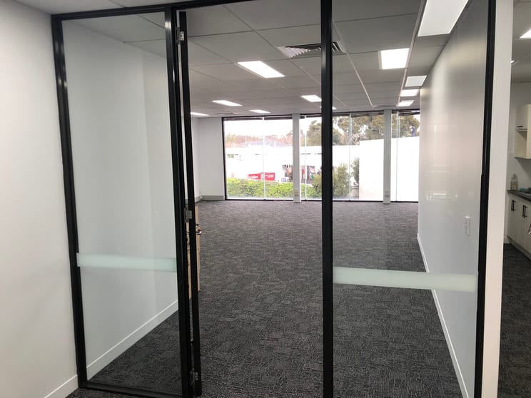 Click to view all images Suite 3/830 High Street Kew East VIC 3102 - Image 3