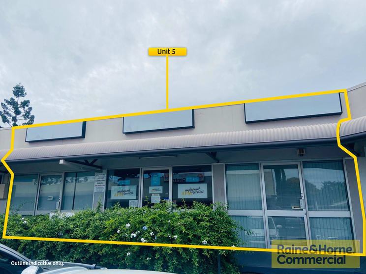 Click to view all images 5/481 Gympie Road Strathpine QLD 4500 - Image 1