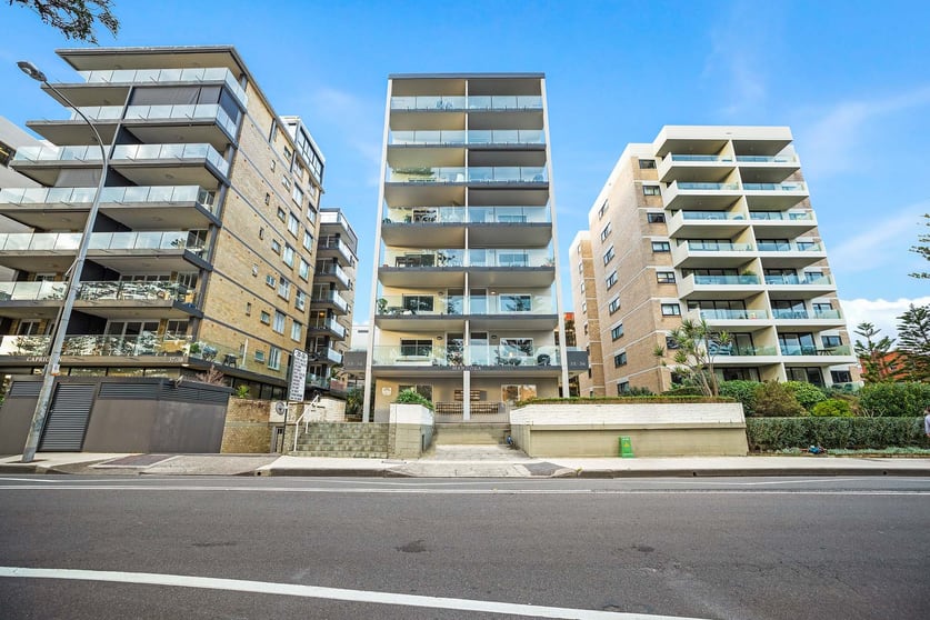 11/35-36 East Esplanade Manly NSW 2095 - Image 1