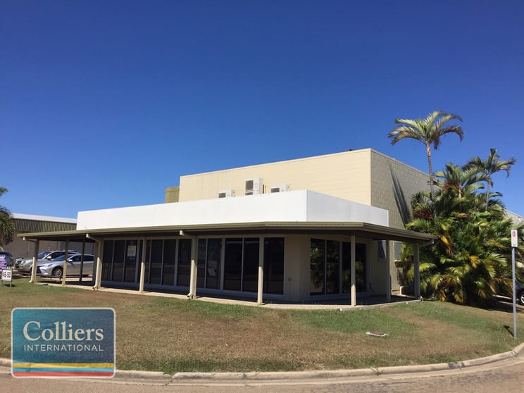 Unit 4/46 Hugh Ryan Drive Garbutt QLD 4814 - Image 1