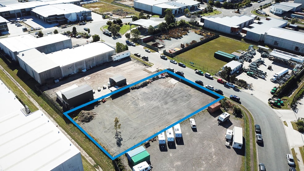 Click to view all images 12-14 Access Crescent Coolum Beach QLD 4573 - Image 2