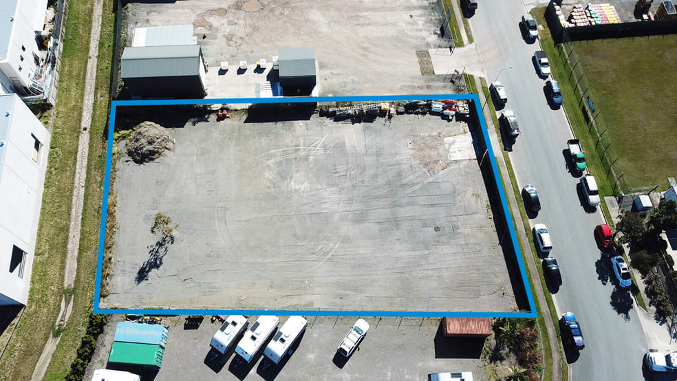 Click to view all images 12-14 Access Crescent Coolum Beach QLD 4573 - Image 3
