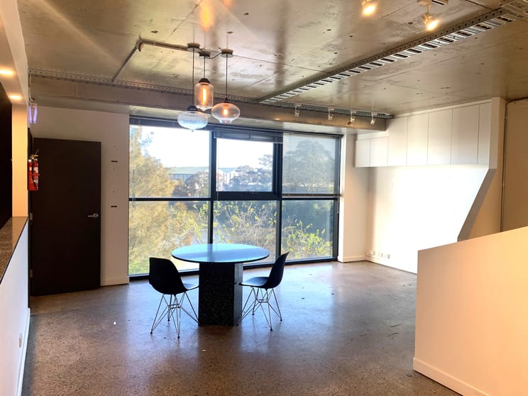 Click to view all images Unit 2/4A Huntley Street Alexandria NSW 2015 - Image 3