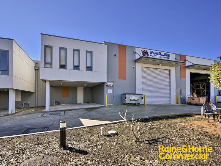 Unit 2/16-18 Mount Erin Road Campbelltown NSW 2560 - Image 1