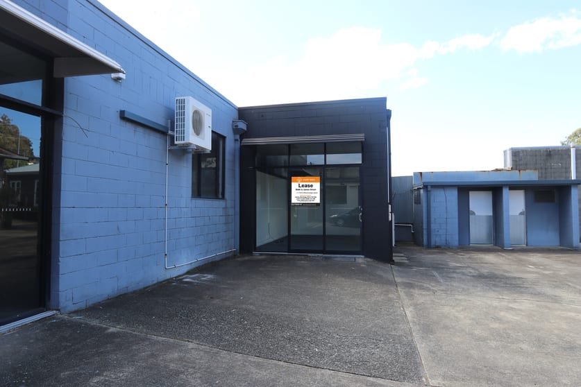 2/63 West Burleigh Road Burleigh Heads QLD 4220 - Image 1